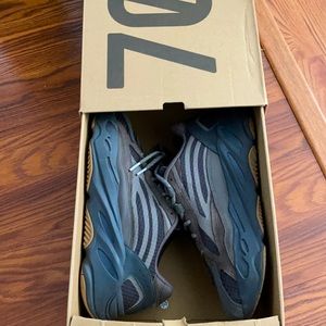 Yeezy Boost 700 V2 Geode